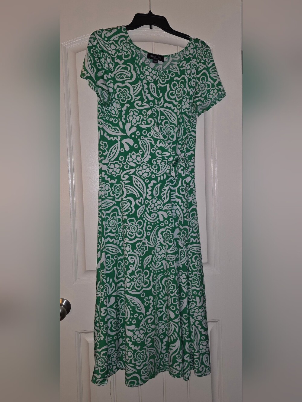 Perceptions Green and White Floral Maxi Dress W Side Tie Size Large